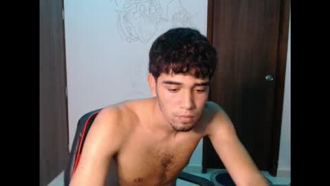 Snapshot of steven_126 chatting on November 4, 9:58 pm steven_126 online show from November 4, 9:58 pm