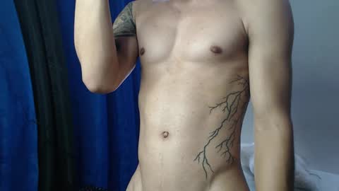 Snapshot of stevensex501 chatting on January 4, 7:34 am steven online show from January 4, 7:34 am