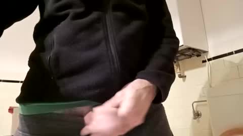 Snapshot of stevenx1974 chatting on February 11, 9:20 pm stevenx1974 online show from February 11, 9:20 pm