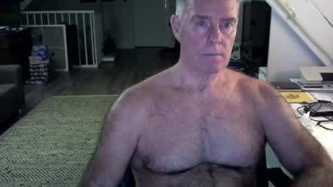 Snapshot of stevetwo chatting on February 3, 10:43 pm stevetwo online show from February 3, 10:43 pm