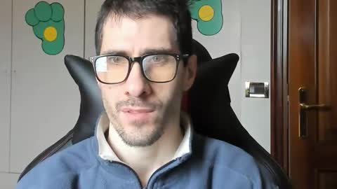 Steve online show from December 1, 9:03 am