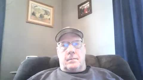 bobby online show from September 25, 3:38 pm