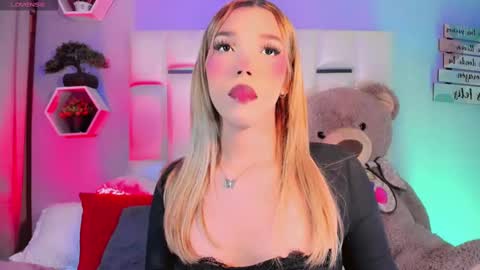 Steisee Reyes online show from September 19, 7:10 am