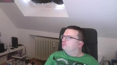 Oliver online show from November 28, 8:28 am