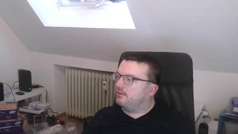 Oliver online show from March 17, 7:44 am