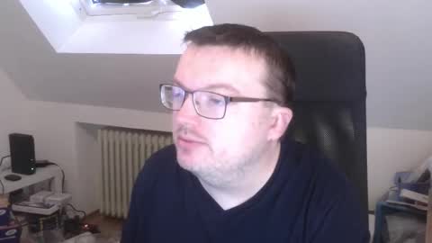 Snapshot of still_alive1985 chatting on March 30, 7:20 am Oliver online show from March 30, 7:20 am