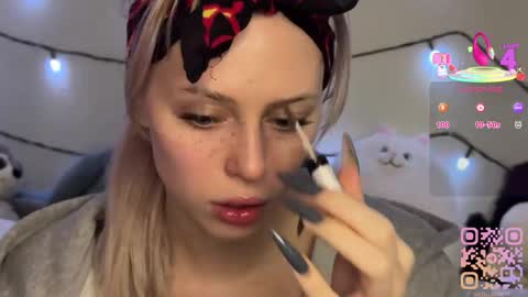 stillsweety online show from March 20, 10:25 pm