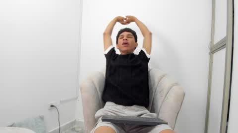 Snapshot of stiven_cum2 chatting on June 7, 12:59 am stiven_cum2 online show from June 7, 12:59 am