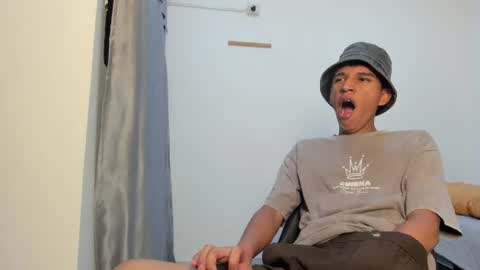 Snapshot of stiven_cum2 chatting on June 19, 4:17 am stiven_cum2 online show from June 19, 4:17 am