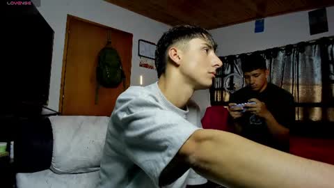 Stiven  online show from July 15, 10:48 pm