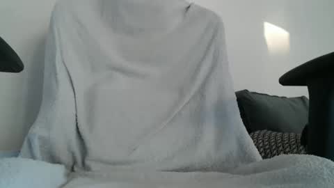 Snapshot of stivglatpik chatting on November 21, 2:05 pm stivglatpik online show from November 21, 2:05 pm