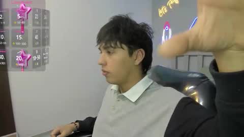 Stiwen online show from December 17, 7:31 pm