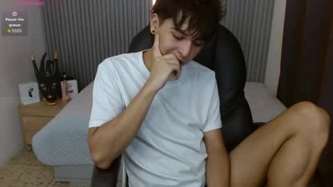 Snapshot of stiwentwink chatting on May 4, 2:46 pm Stiwen online show from May 4, 2:46 pm