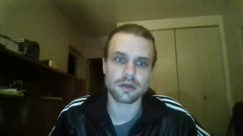 Snapshot of stockingsnfeet chatting on March 16, 3:12 am stockingsnfeet online show from March 16, 3:12 am