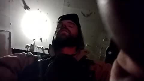 Snapshot of stokely571996 chatting on November 30, 12:42 pm Oval2022 online show from November 30, 12:42 pm