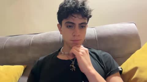 Stolas online show from February 14, 1:13 am