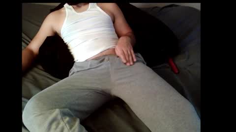 Snapshot of stonedandlovingit chatting on September 17, 9:49 pm stonedandlovingit online show from September 17, 9:49 pm