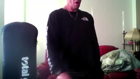 stonefillips69 online show from December 21, 11:01 pm