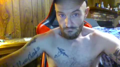 Snapshot of stoner4lyfe420 chatting on August 4, 8:33 pm stoner4lyfe420 online show from August 4, 8:33 pm