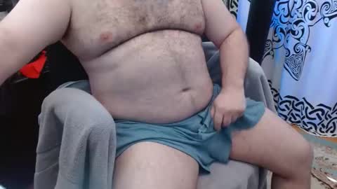 Snapshot of stonerbear42 chatting on May 7, 1:27 pm Stonerbear42 online show from May 7, 1:27 pm
