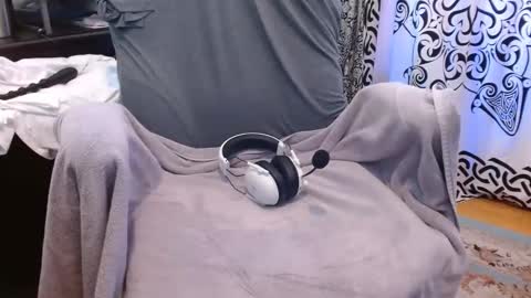 Snapshot of stonerbear42 chatting on May 11, 2:45 pm Stonerbear42 online show from May 11, 2:45 pm