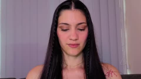 Snapshot of stonned_candy chatting on May 4, 9:11 pm Liz online show from May 4, 9:11 pm