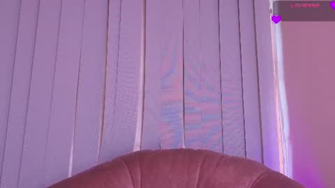 Snapshot of stonned_candy chatting on July 27, 10:39 pm Liz online show from July 27, 10:39 pm