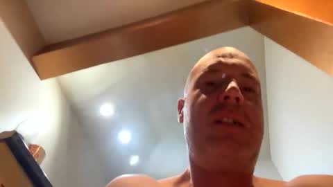 Snapshot of stoodley22 chatting on October 7, 4:42 am Stoodley22 online show from October 7, 4:42 am