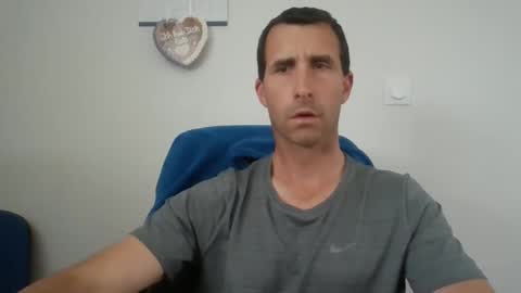 Snapshot of storanex chatting on April 29, 1:59 pm storanex online show from April 29, 1:59 pm
