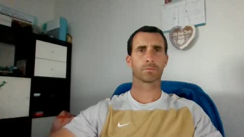 Snapshot of storanex chatting on June 15, 7:27 pm storanex online show from June 15, 7:27 pm