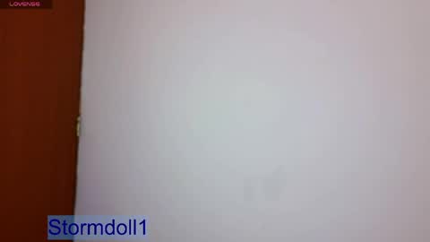 storm doll online show from May 1, 1:43 am