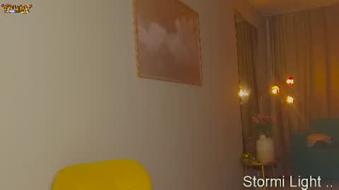 Snapshot of stormi_light chatting on June 14, 8:00 pm Stormi online show from June 14, 8:00 pm