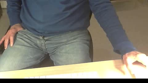 Dave online show from November 14, 9:13 pm