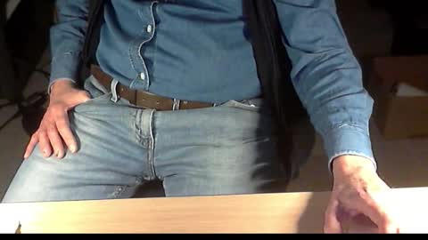 Dave online show from November 27, 1:46 pm