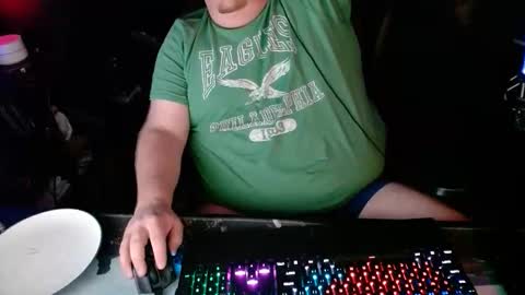 Snapshot of str8csucker chatting on November 11, 4:01 am str8csucker online show from November 11, 4:01 am