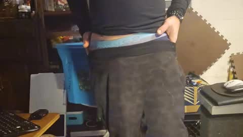 Str8 online show from February 9, 9:06 pm