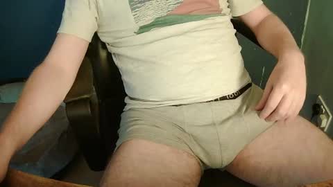 Snapshot of str8sexy99 chatting on July 30, 7:35 pm str8sexy99 online show from July 30, 7:35 pm