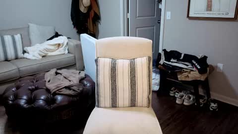 str8whiteboy21 online show from June 6, 12:38 am