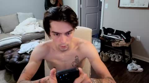 str8whiteboy21 online show from June 6, 12:43 pm