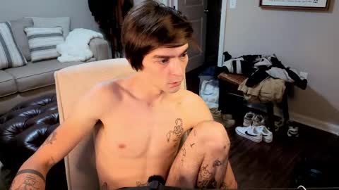 str8whiteboy21 online show from June 7, 10:52 am