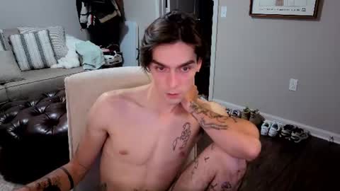 str8whiteboy21 online show from June 9, 5:52 am