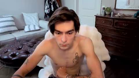str8whiteboy21 online show from June 18, 1:59 pm