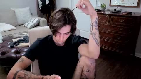 str8whiteboy21 online show from July 17, 4:45 pm