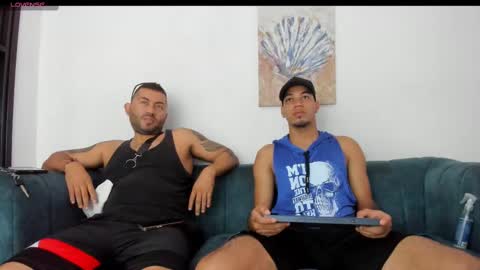 Snapshot of straight__friends chatting on October 21, 2:29 pm straight__friends online show from October 21, 2:29 pm