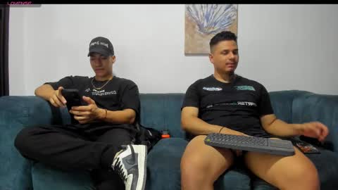 Snapshot of straight__friends chatting on November 10, 2:16 pm straight__friends online show from November 10, 2:16 pm