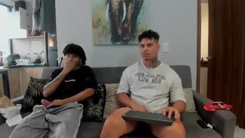 straight__friends online show from July 3, 1:50 pm