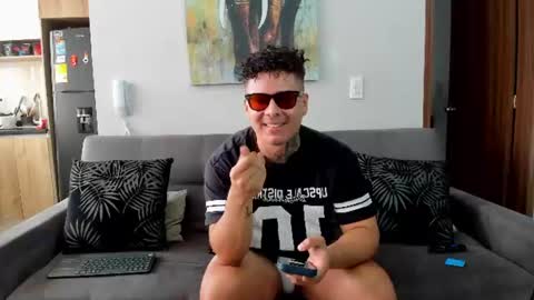 straight__friends online show from July 24, 1:53 pm