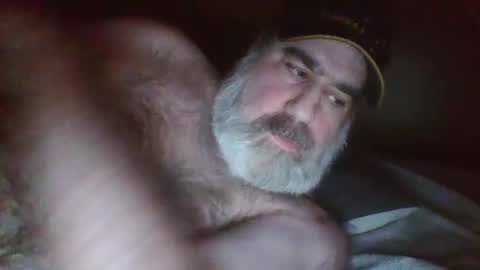 Straightbear4you online show from December 7, 12:02 pm