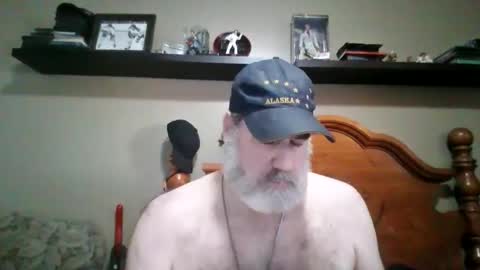 Straightbear4you online show from April 20, 12:13 am