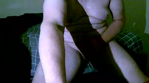 Snapshot of straightpipe18 chatting on October 16, 4:57 am straightpipe18 online show from October 16, 4:57 am